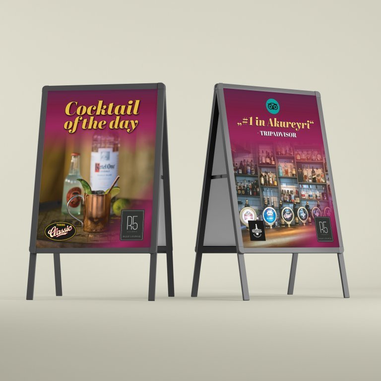 Auglýsingar í útiskilti fyrir R5 bar